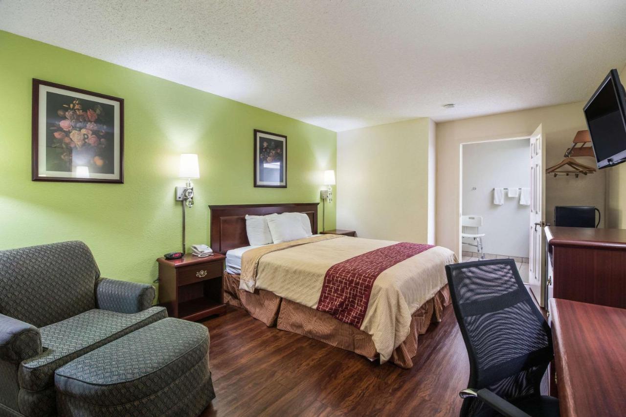 Rodeway Inn Bolivar Ngoại thất bức ảnh